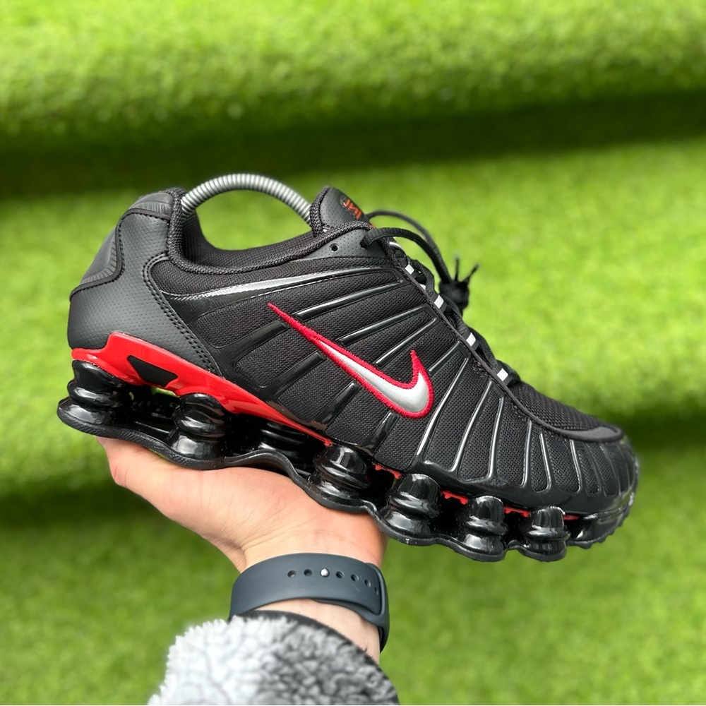 Brand New Nike Shox TL Black University Red Shoes Men’s Size 9 US Authentic